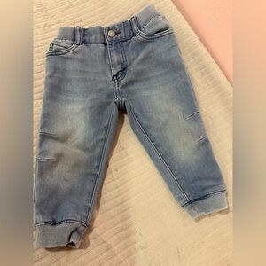Levi’s Knit Jogger. Baby 18 Months.